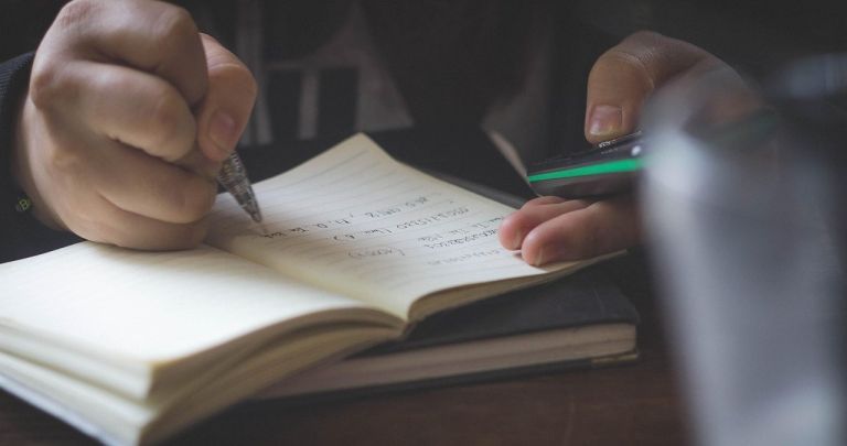 Adeverința Elev/Student 2026: Ghid Depunere și Termene Limită