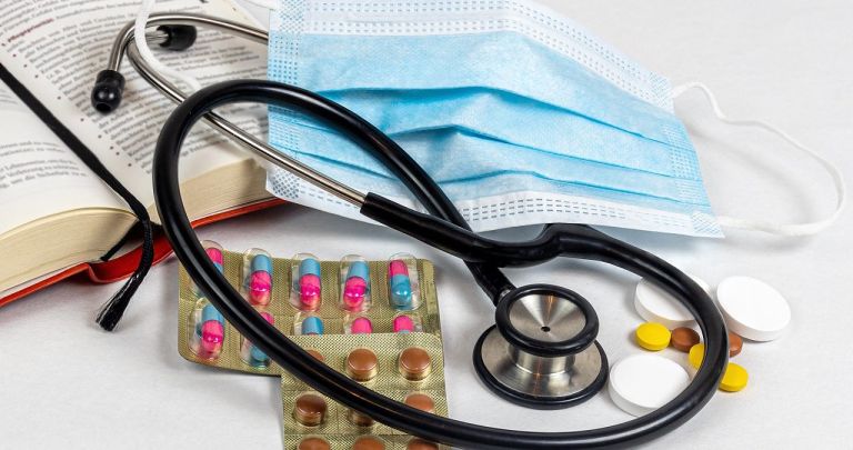 Concediul Medical și Pensia Anticipată în 2026: Ghid Complet