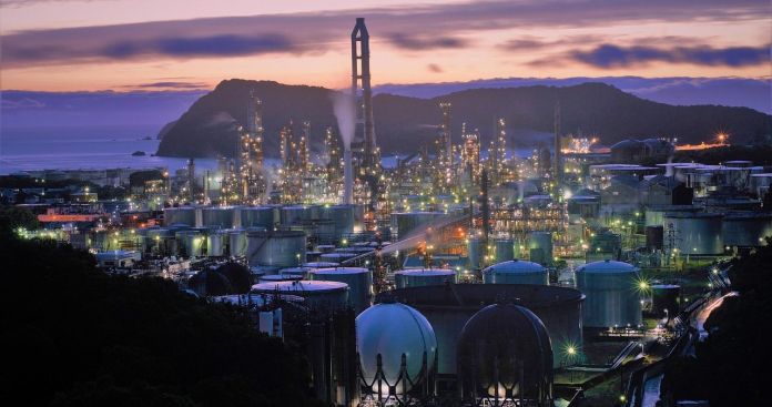 Pensia Anticipată Zone Poluate 2026: Ghid Complet și Reguli