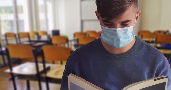 Pensie Invaliditate Tineri Fără Stagiu 2026: Ghid Complet