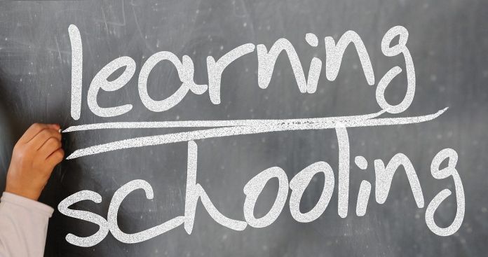 Pensie de Urmaș Peste 18 Ani: Condiții și Acte Necasare 2026