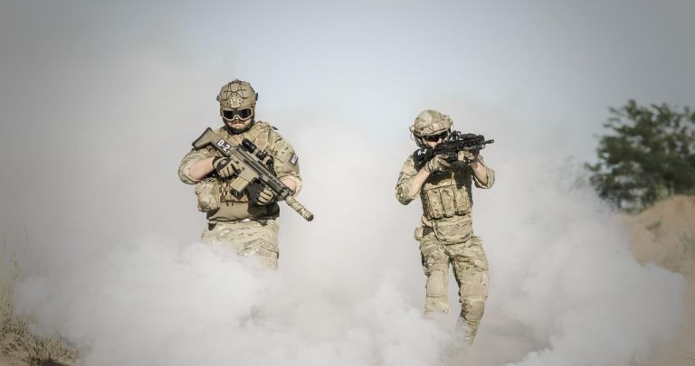 Stagiul Militar și Pensia în 2026: Ghid Calcul și Documente